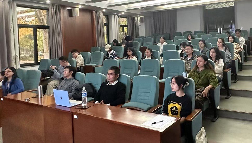 清华大学助理教授颜荻应邀做客久发体育