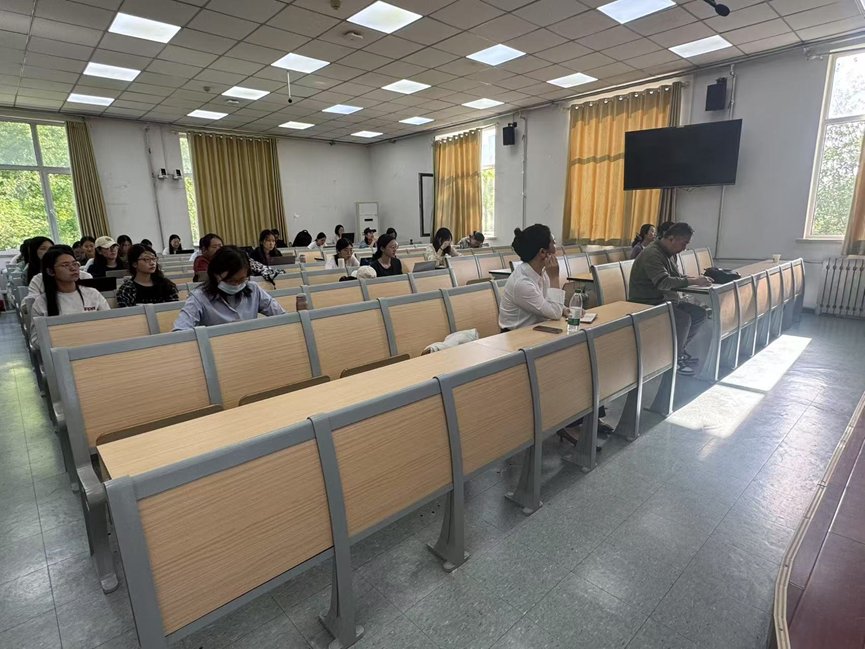 北京师范大学外国语言文学360体育频